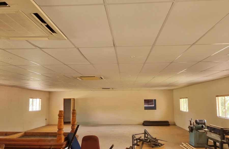 Commercial Property for Sale in Olifantsnek North West